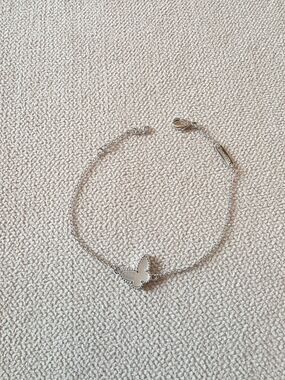 Silver Tone Butterfly Bracelet White Mother of Pearl Style Adjustable Dainty